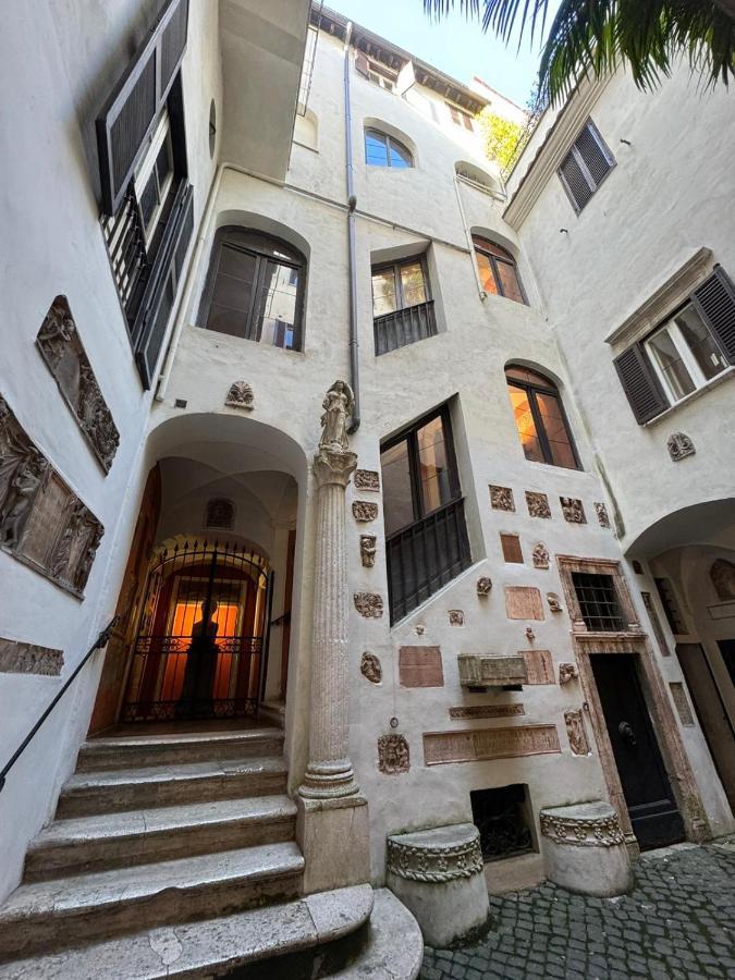 Rome Center, Luxury & History In Via Monserrato Luaran gambar